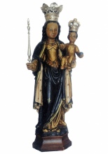 Veilig bewaarde Mariabeeld van de kapel, foto brochure meimaand 2015