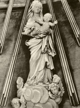 Mariabeeld in de kapel van Slotendries, foto 'Oostakker het Vlaamse Lourdes', 1949