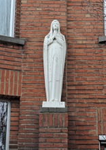 Mariabeeld op sokkel, foto verzameling Rogiers Guido
